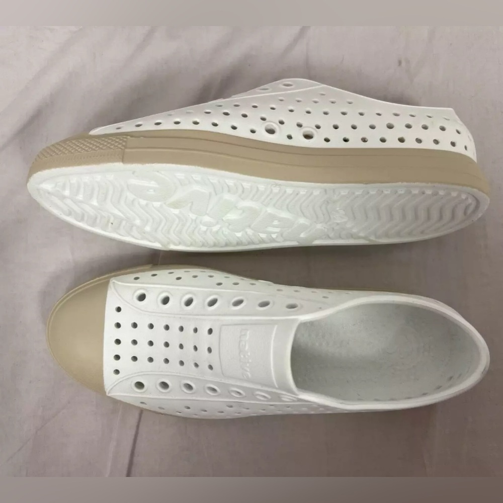 Native Shoes - image 3